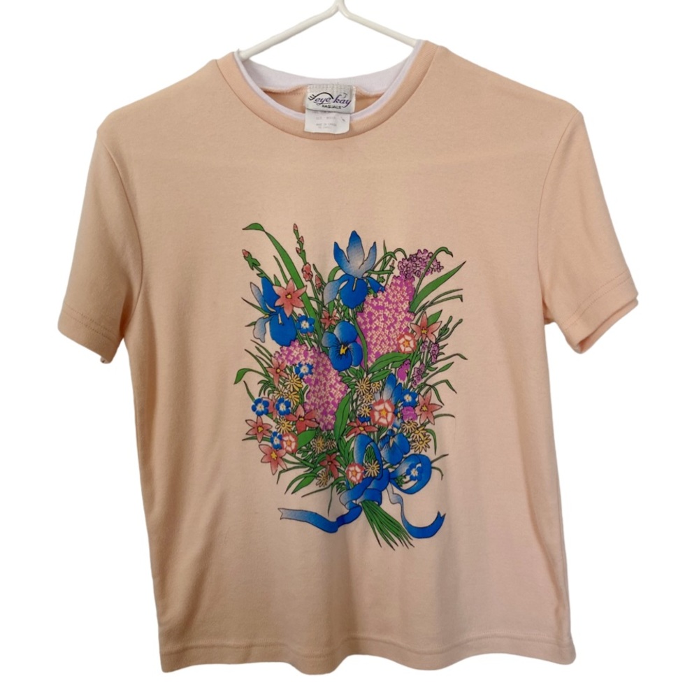 Grandma core 90s vintage floral t-shirt
